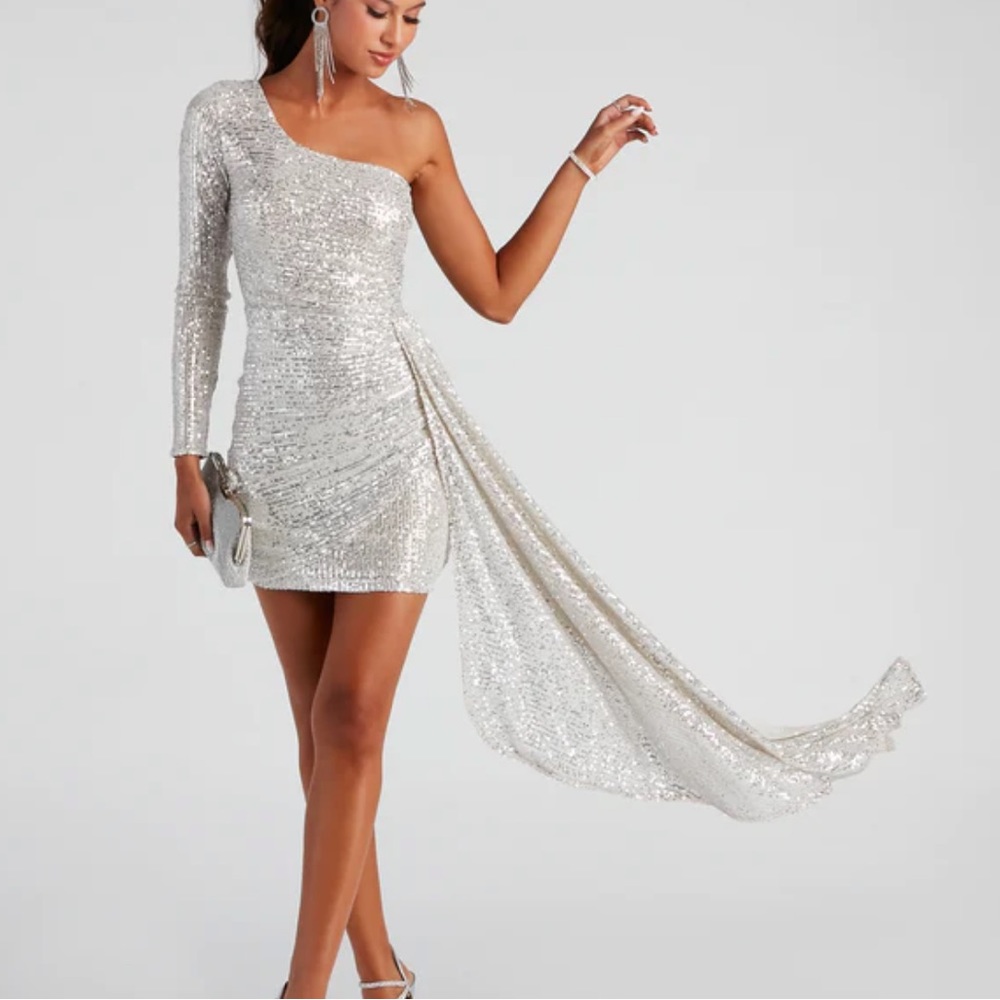 Sequin One-Shoulder Dress with train